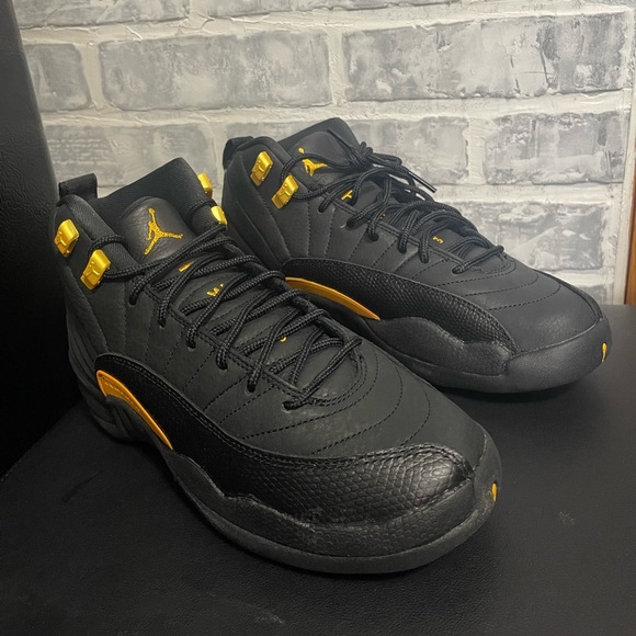 “New” Jordan 12 Retro Taxi Black/Gold Shoe Size 6 - Picture 4 of 10
